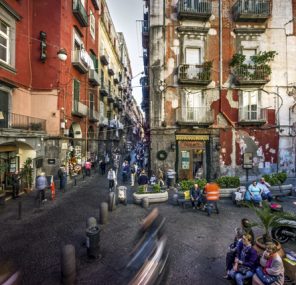 היפה והמלוכלכת