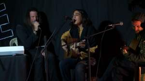 אביב גדג ובוצר על במה1