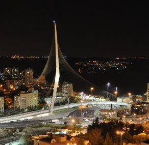 עיר עם מחיר