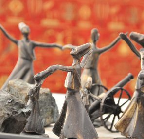 המרחק העצום בין האהבה לפחד