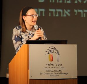 לזהור במקום להזהיר